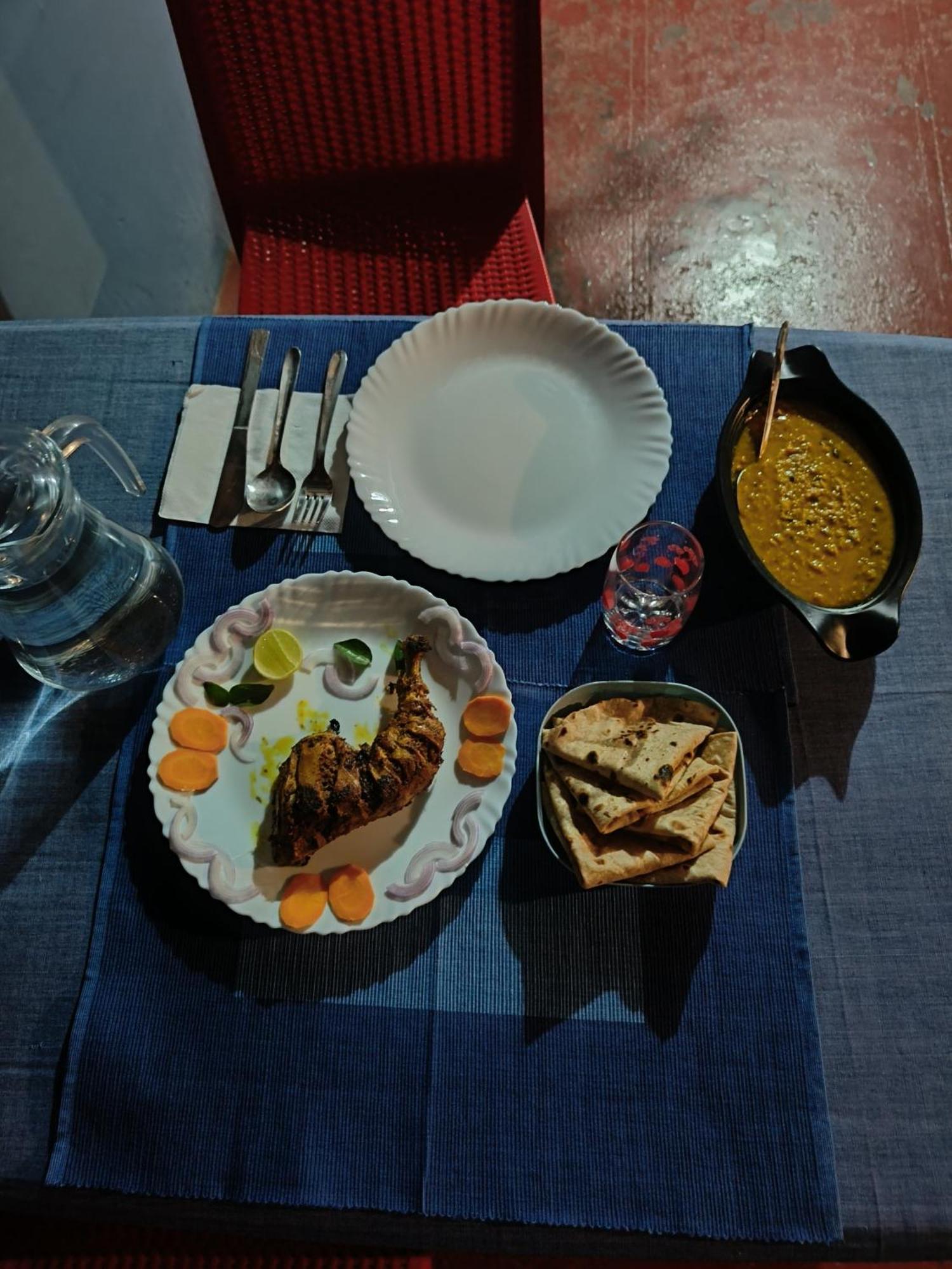 칸누르 Perch Next Door B&B 외부 사진